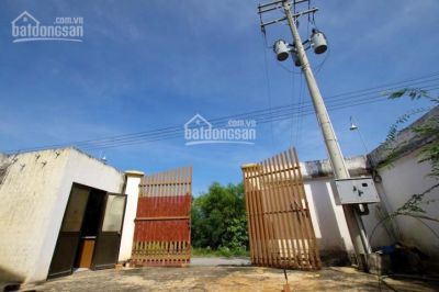 8. Bán kho nhỏ 250 m2, điện 3pha, tại thị trấn Đức Hòa, Long An